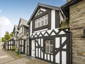 Bwthyn Llys Machynlleth Old Court House